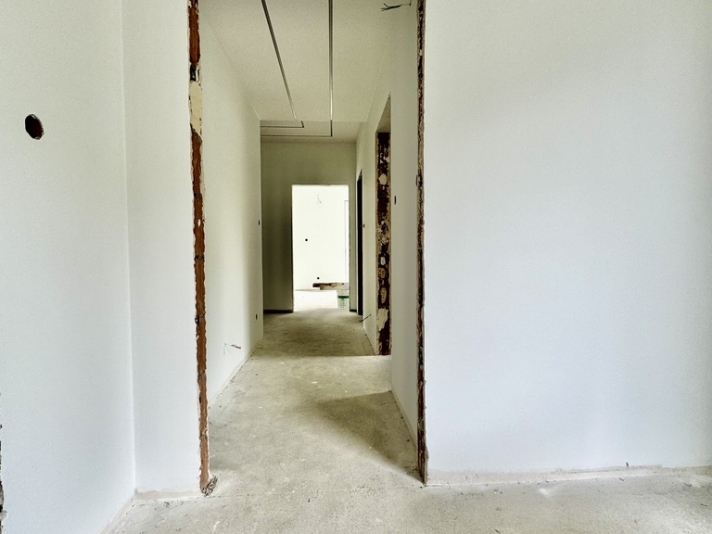 Lokal biurowo -usługowy cały narożny segment 180m2 - zdjęcie 5