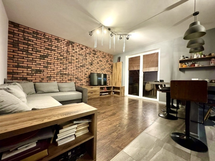 Piękny apartament dla dużej rodziny - zdjęcie 1