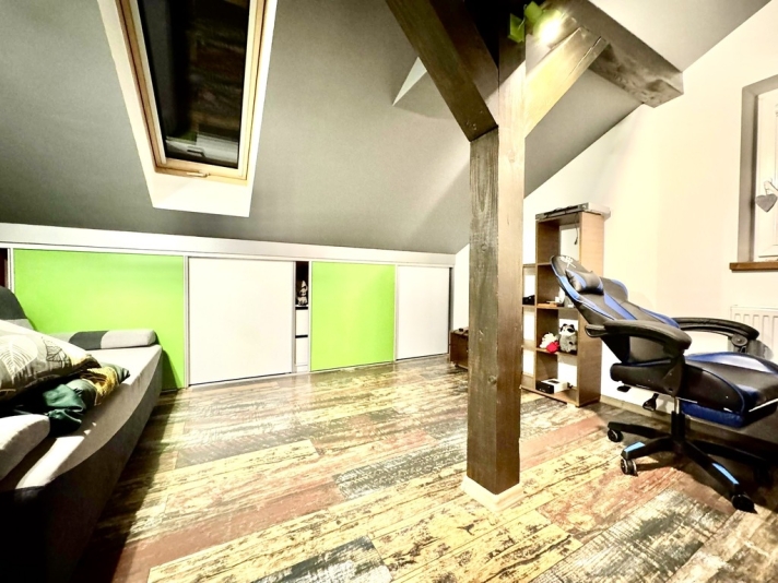 Piękny apartament dla dużej rodziny - zdjęcie 15