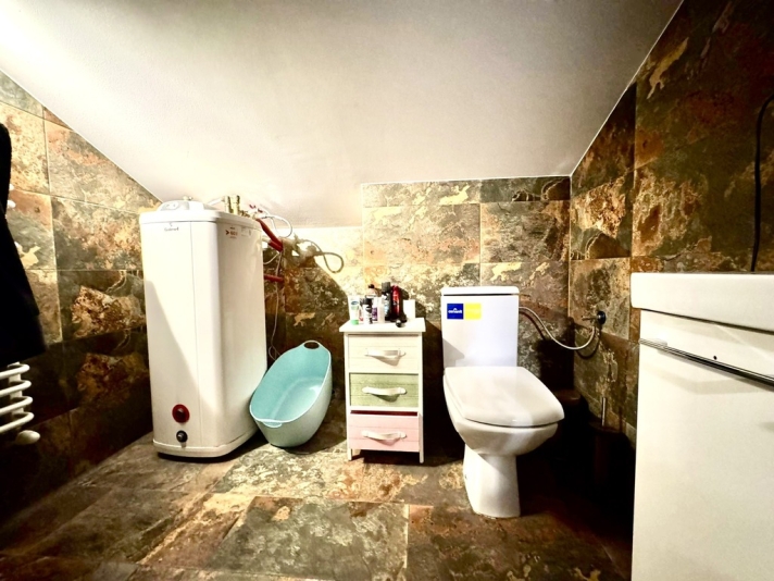 Piękny apartament dla dużej rodziny - zdjęcie 17
