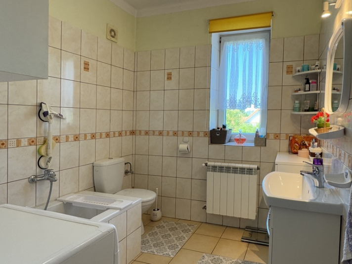 Przestronny dom z ogrodem – Kąkolówka k. Rzeszowa - zdjęcie 15