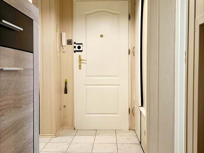 Na sprzedaż 4-pokojowe mieszkanie- Baranówka - zdjęcie 4