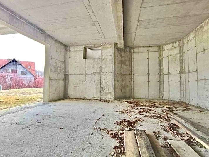 Dom parterowy z pełnym podpiwniczeniem – Dąbrowa. - zdjęcie 8