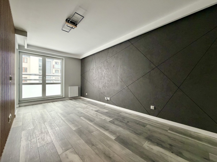 Mieszkanie 49 m2 do aranżacji - Gromskiego - zdjęcie 1