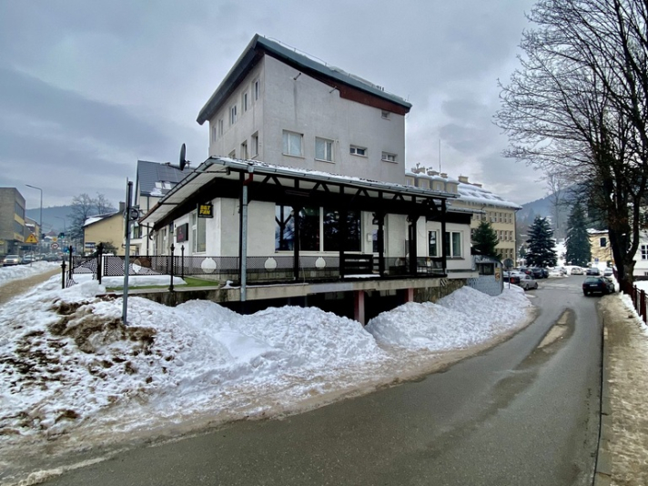 Mieszkanie w centrum miasta Ustrzyki Dolne - zdjęcie 7