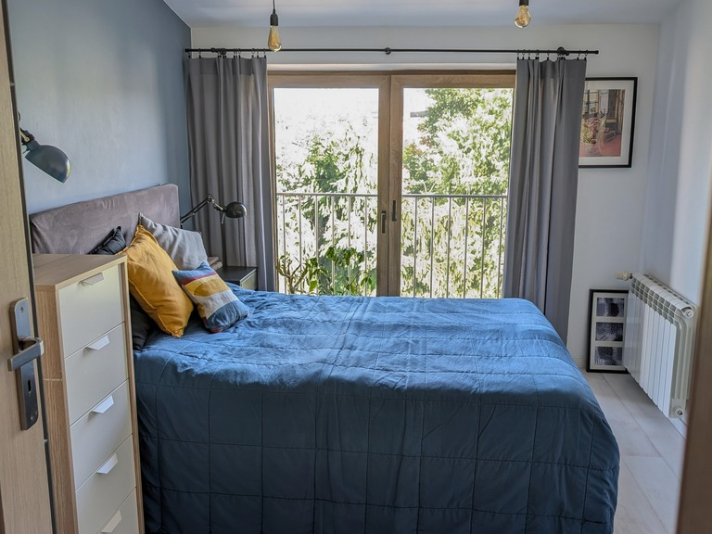 Komfortowe mieszkanie w centrum miasta - zdjęcie 5