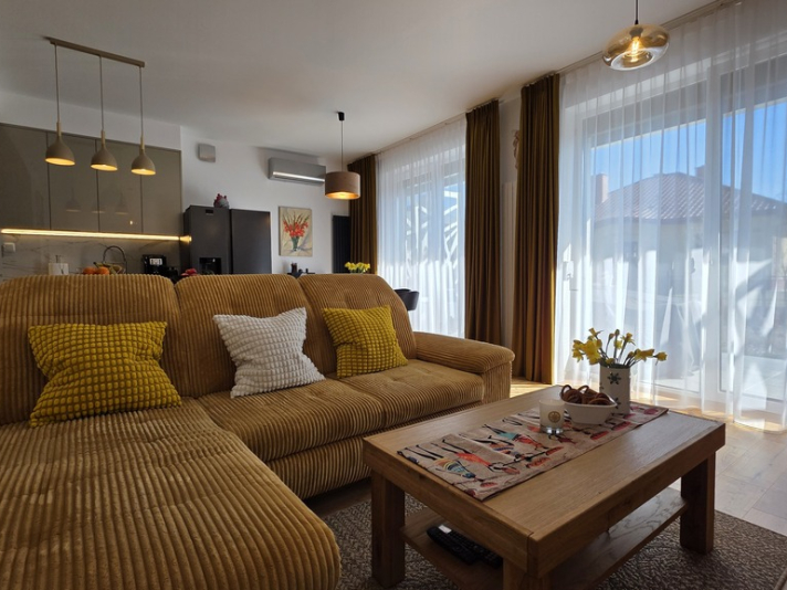 Na sprzedaż Dom 120m2 Rzeszów Biała 5 pokoi - zdjęcie 3