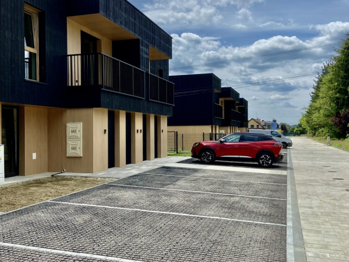 Nowoczesne mieszkanie 4 pokoje dwa balkony parking - zdjęcie 3