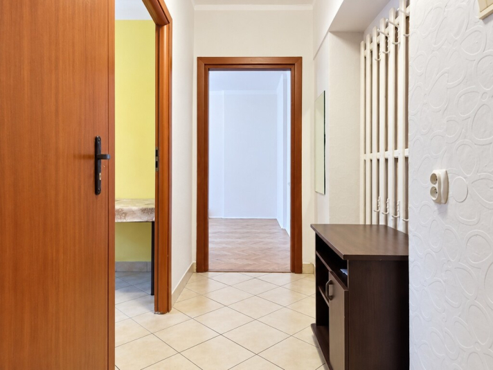 38m2, parter, ok. Dąbrowskiego - zdjęcie 8
