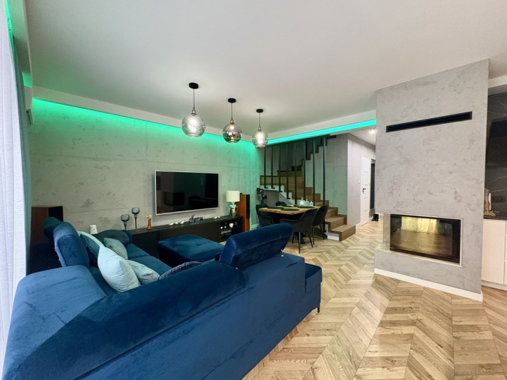 SZEREGÓWKA NAROŻNA 117 m² - Fotowoltaika - zdjęcie 4