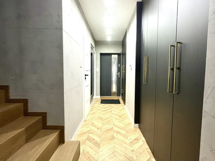 SZEREGÓWKA NAROŻNA 117 m² - Fotowoltaika - zdjęcie 9