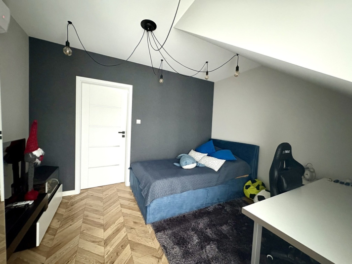 SZEREGÓWKA NAROŻNA 117 m² - Fotowoltaika - zdjęcie 13